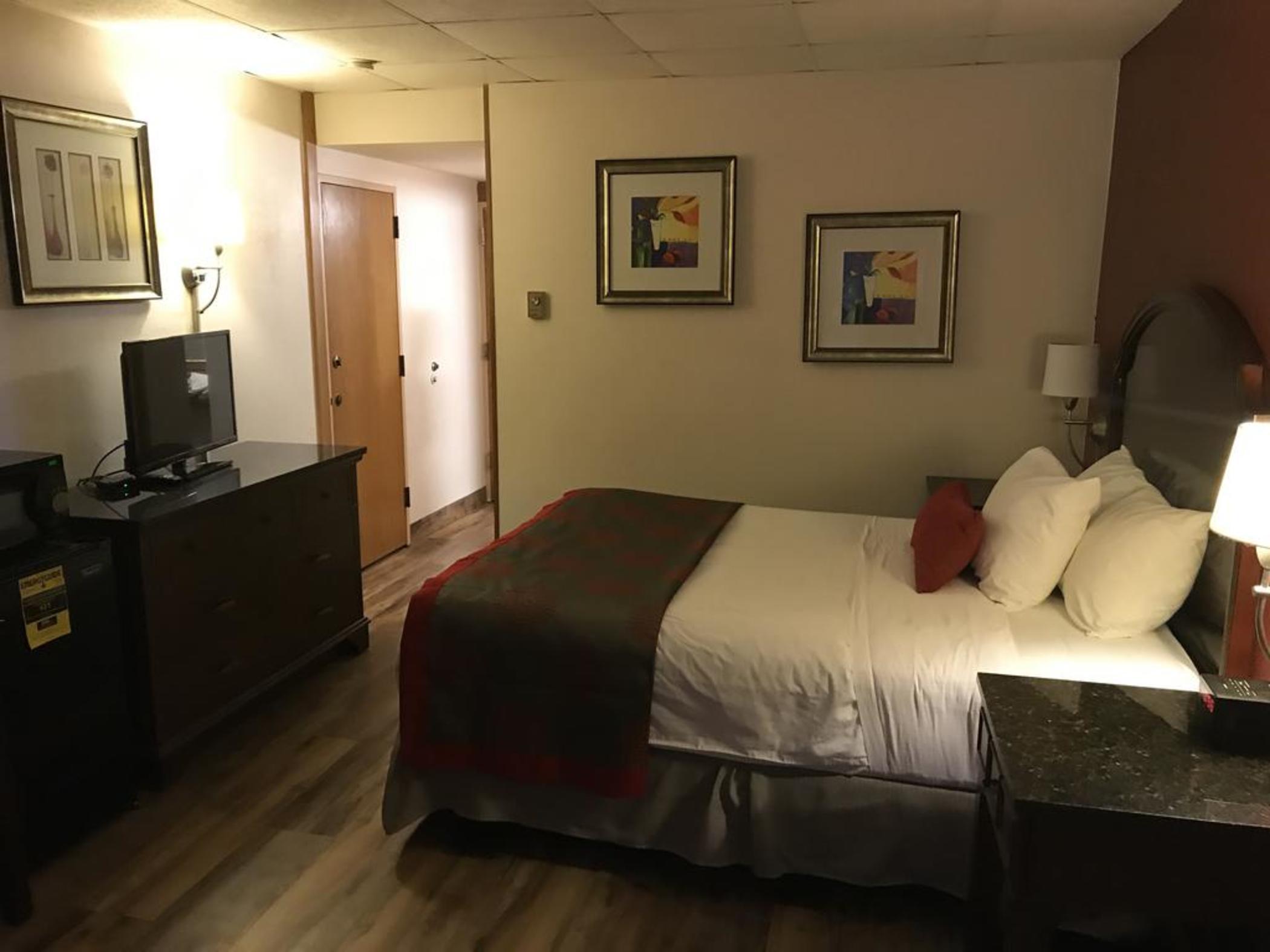 Ramada By Wyndham Albert Lea Zewnętrze zdjęcie