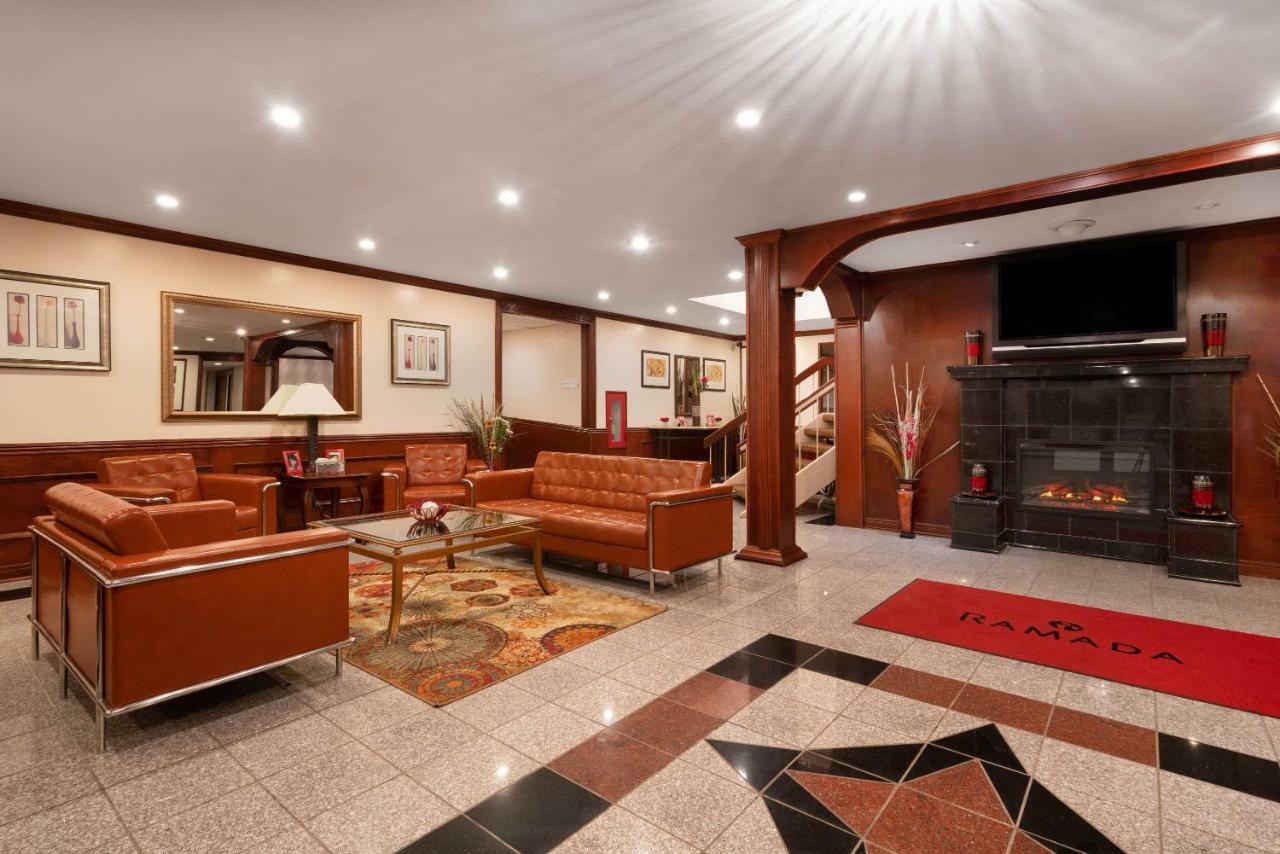 Ramada By Wyndham Albert Lea Zewnętrze zdjęcie