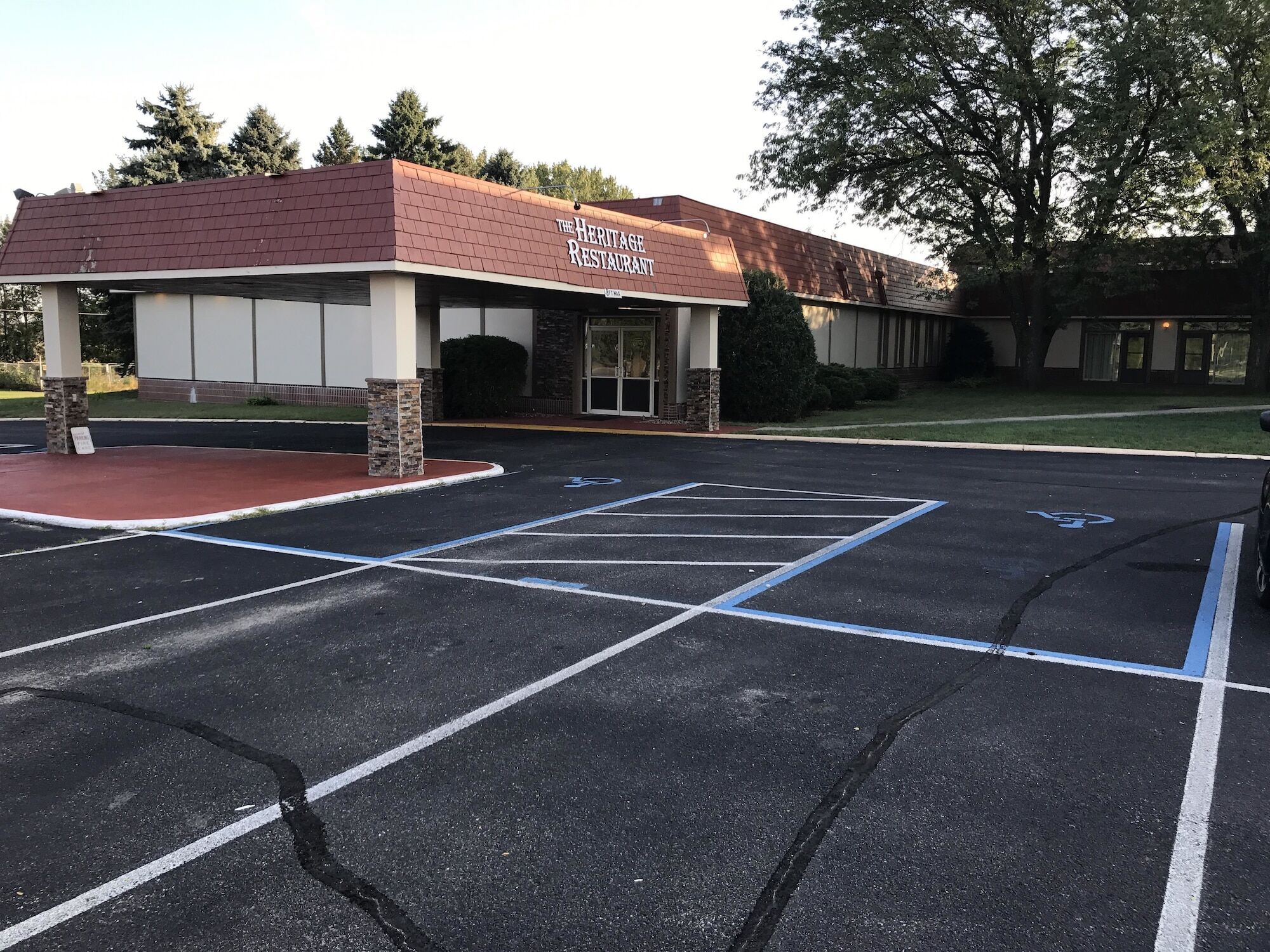 Ramada By Wyndham Albert Lea Zewnętrze zdjęcie